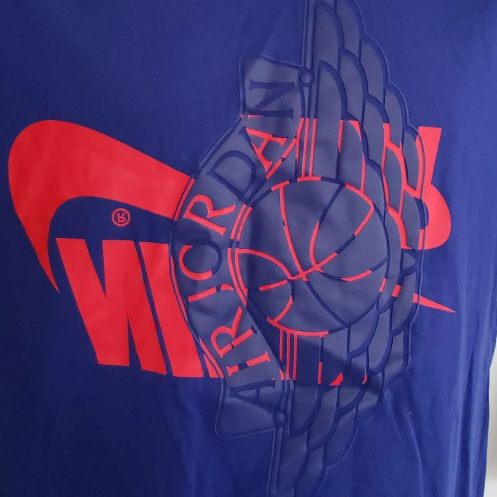 NWT Air Jordan Shirt Size S